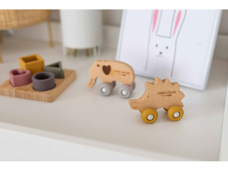 Деревянная игрушка FreeON ежик на силиконовых колесах, Фото 4